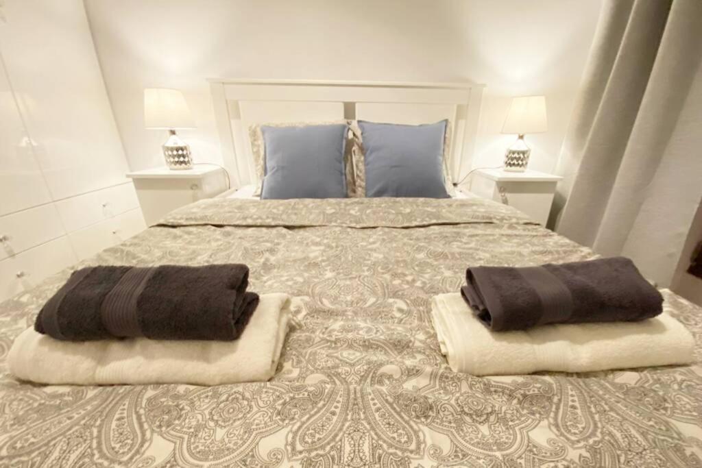 Exclusive 2Br! Apartment Near City Center +Netflix Varsovie Extérieur photo